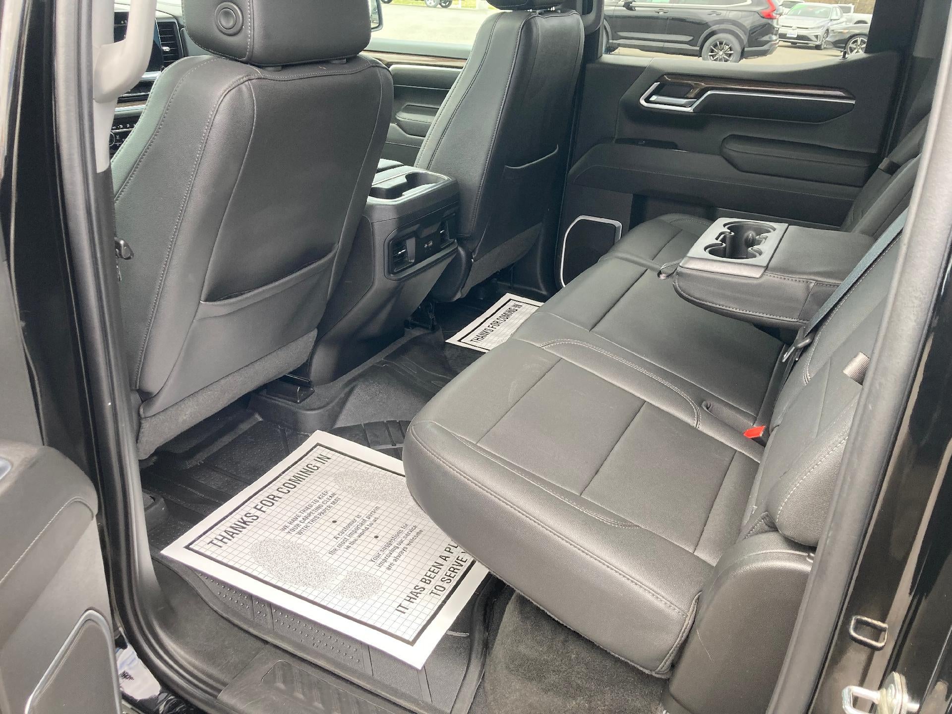 2022 Chevrolet Silverado 1500 Crew Cab Short Box 4-Wheel Drive RST