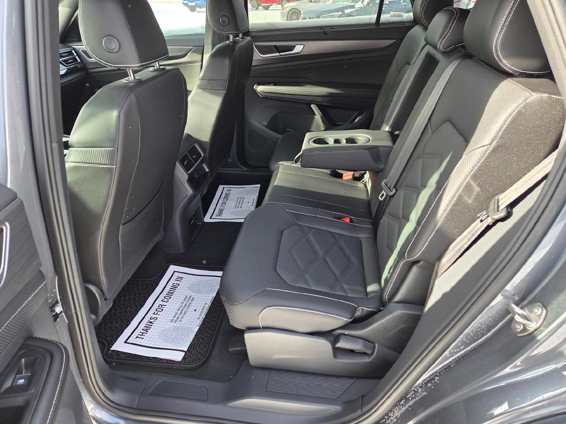 2025 Volkswagen Atlas Cross Sport 2.0T SE w/Technology 4MOTION