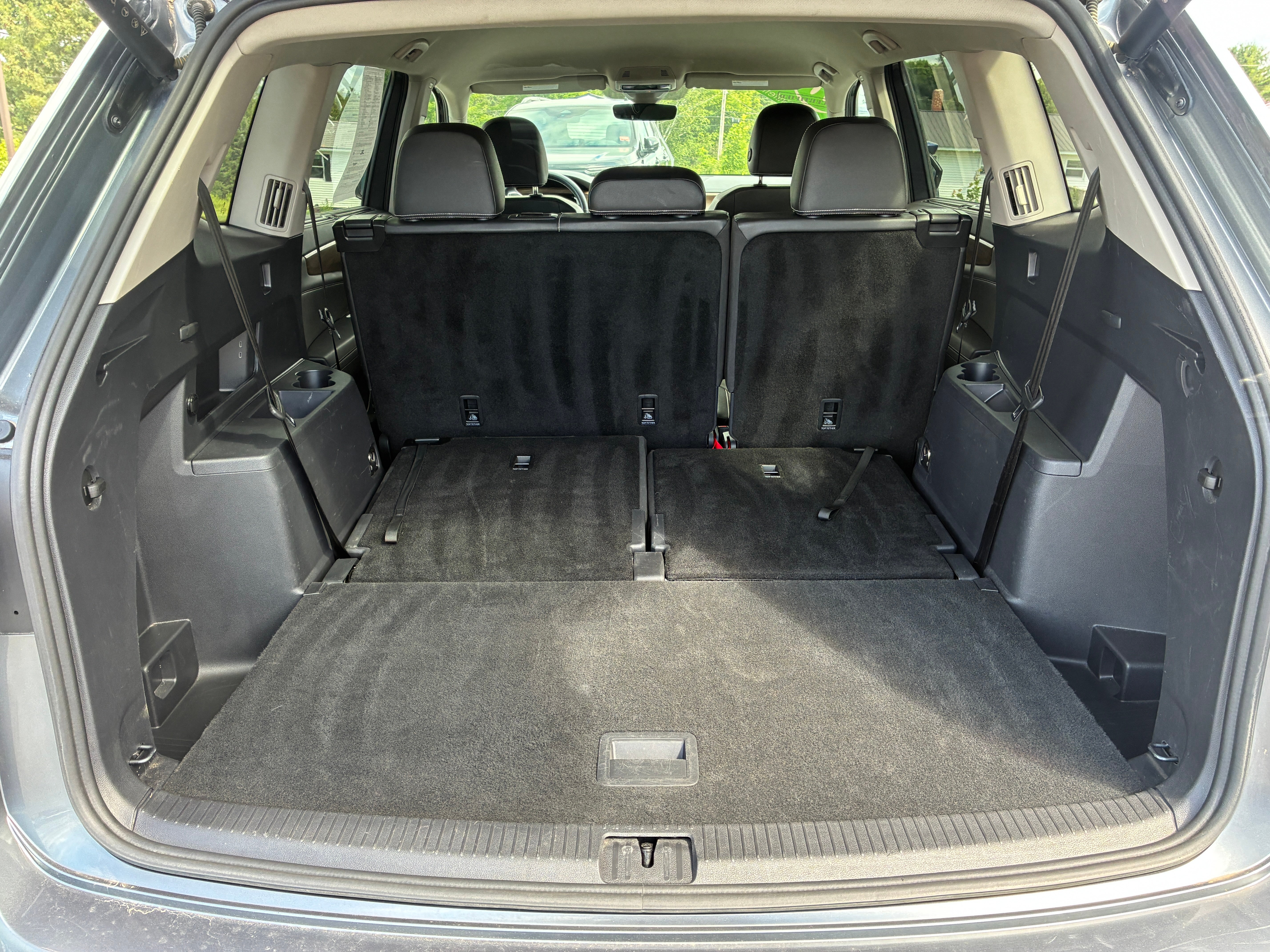 2025 Volkswagen Atlas 2.0T SE w/Technology 4MOTION