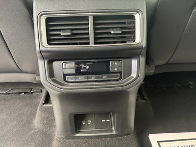 2025 Volkswagen Atlas 2.0T SE w/Technology 4MOTION