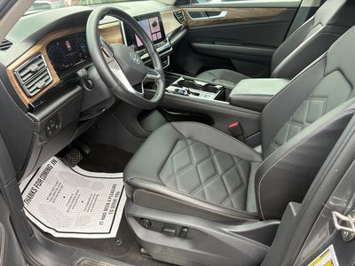 2025 Volkswagen Atlas 2.0T SE w/Technology 4MOTION