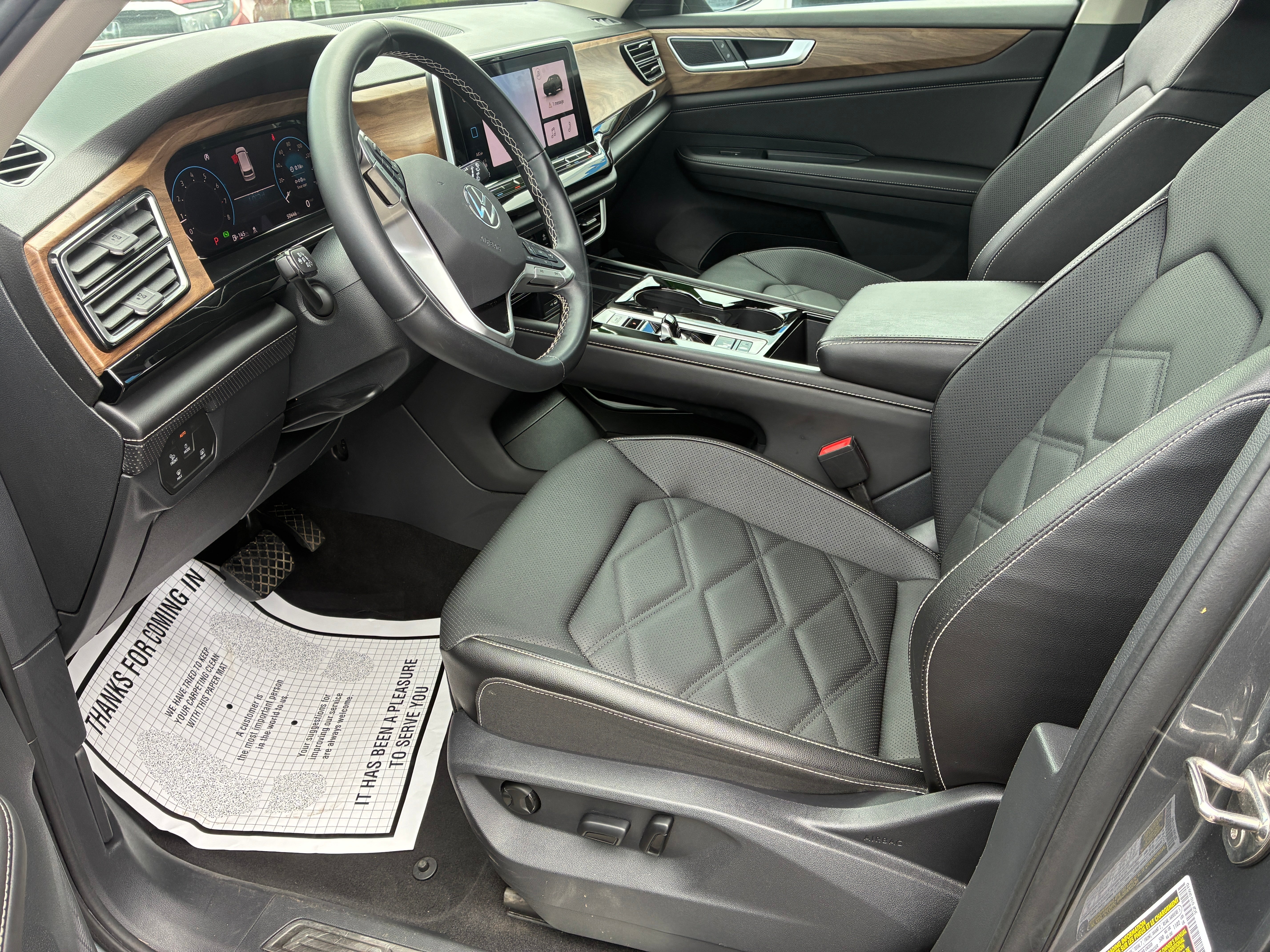 2025 Volkswagen Atlas 2.0T SE w/Technology 4MOTION