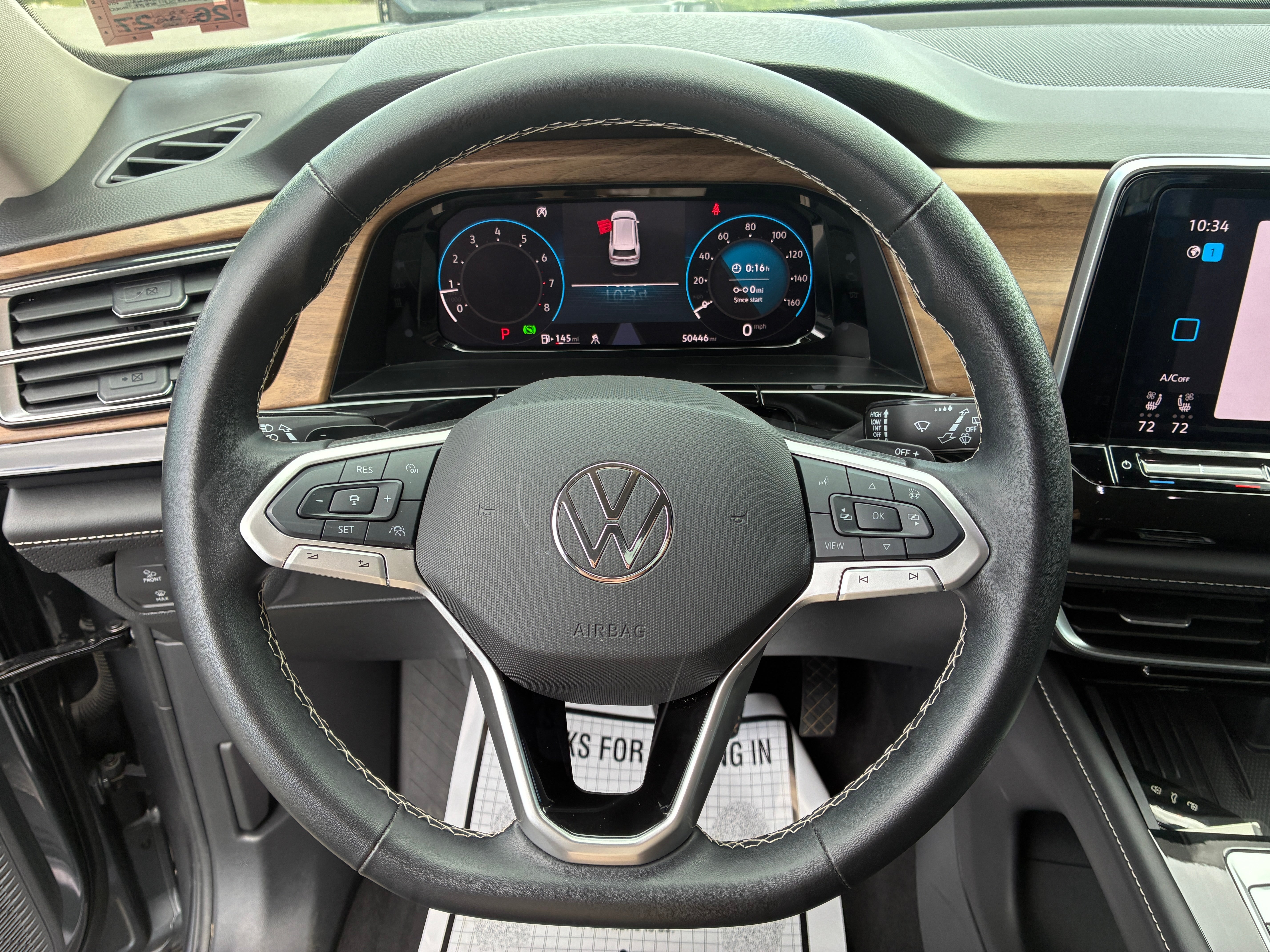 2025 Volkswagen Atlas 2.0T SE w/Technology 4MOTION