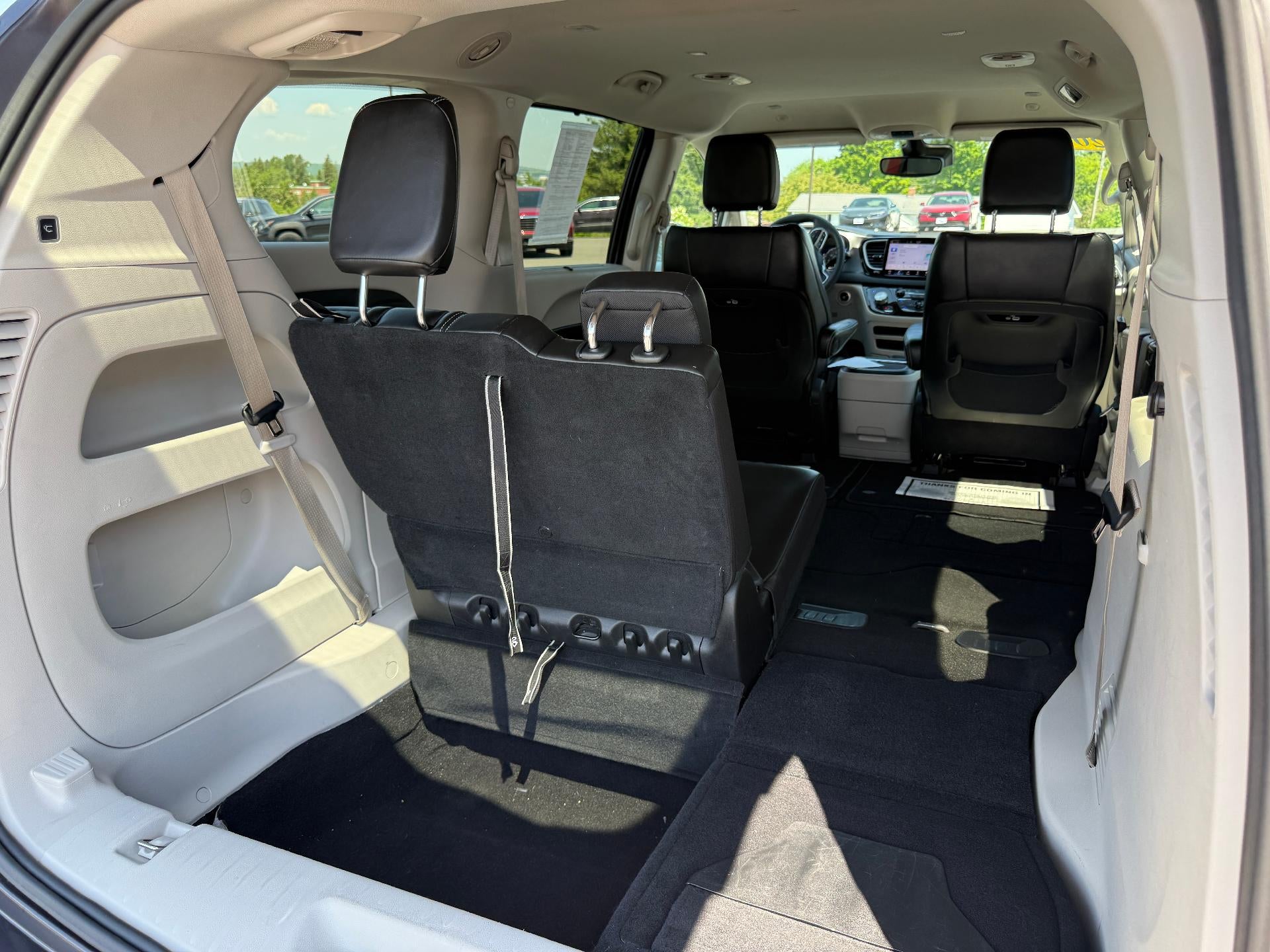 2023 Chrysler Pacifica Touring L FWD
