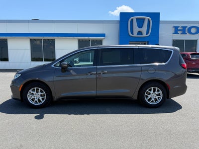 2023 Chrysler Pacifica Touring L FWD