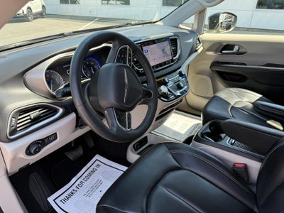 2023 Chrysler Pacifica Touring L FWD
