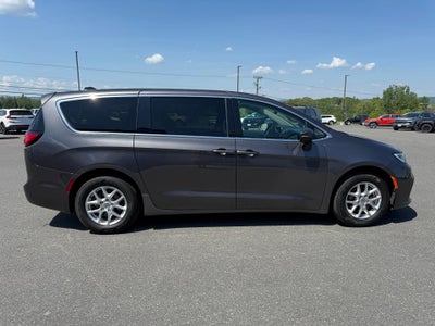 2023 Chrysler Pacifica Touring L FWD