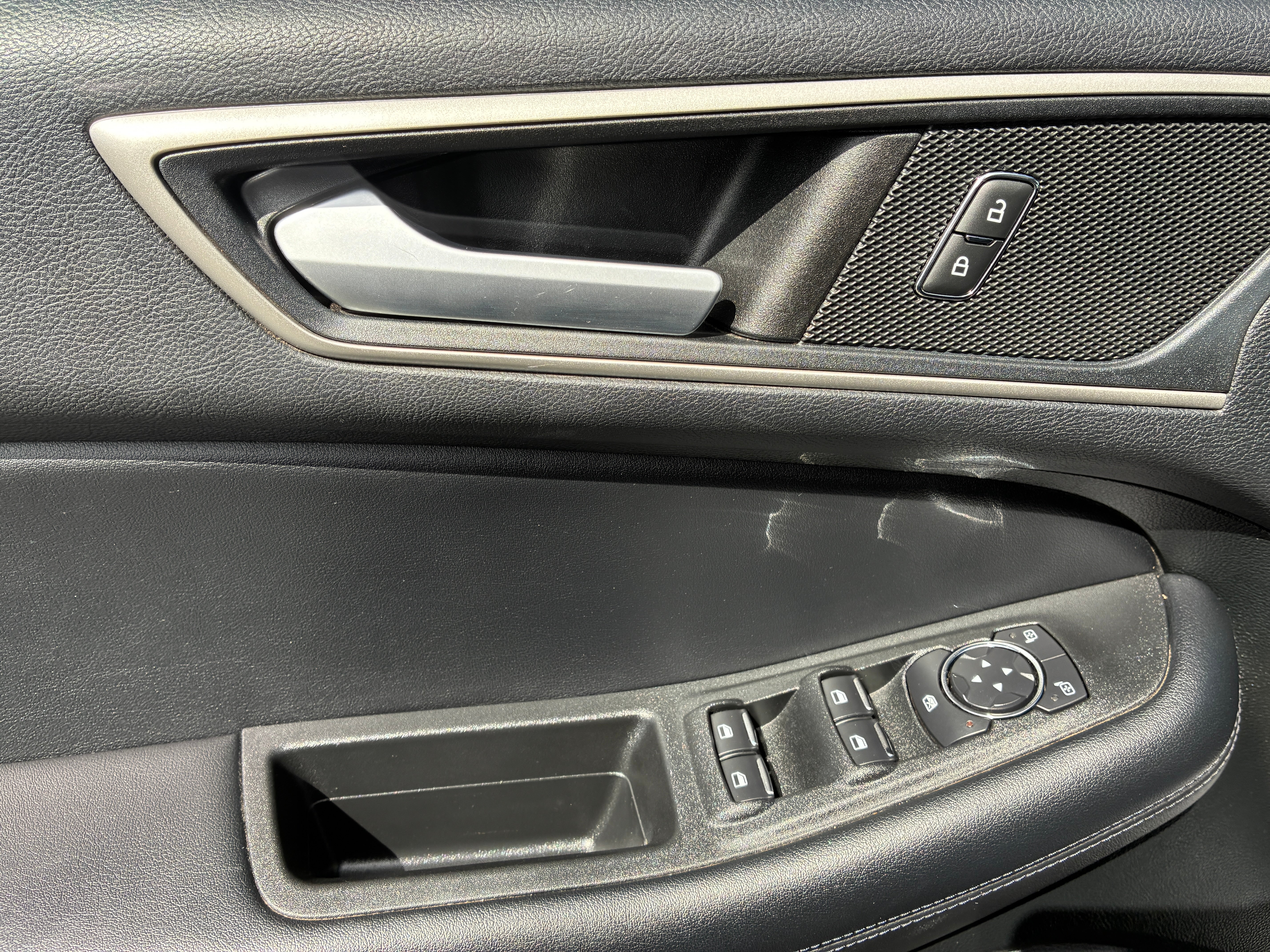 2022 Ford Edge SEL AWD