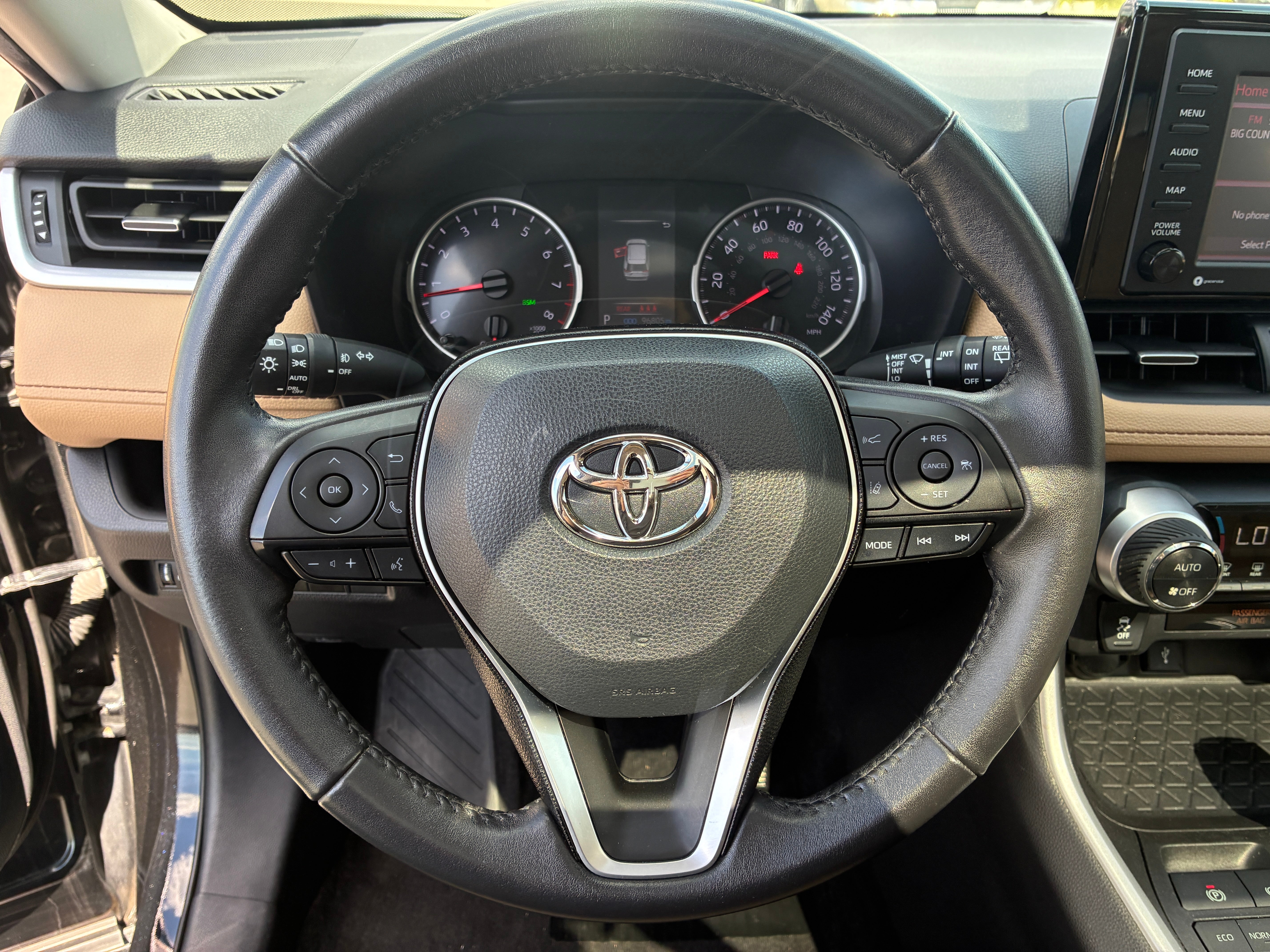 2021 Toyota RAV4 XLE Premium - Photo 23