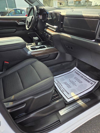 2024 Chevrolet Silverado 1500 Crew Cab Short Box 4-Wheel Drive LT Trail Boss