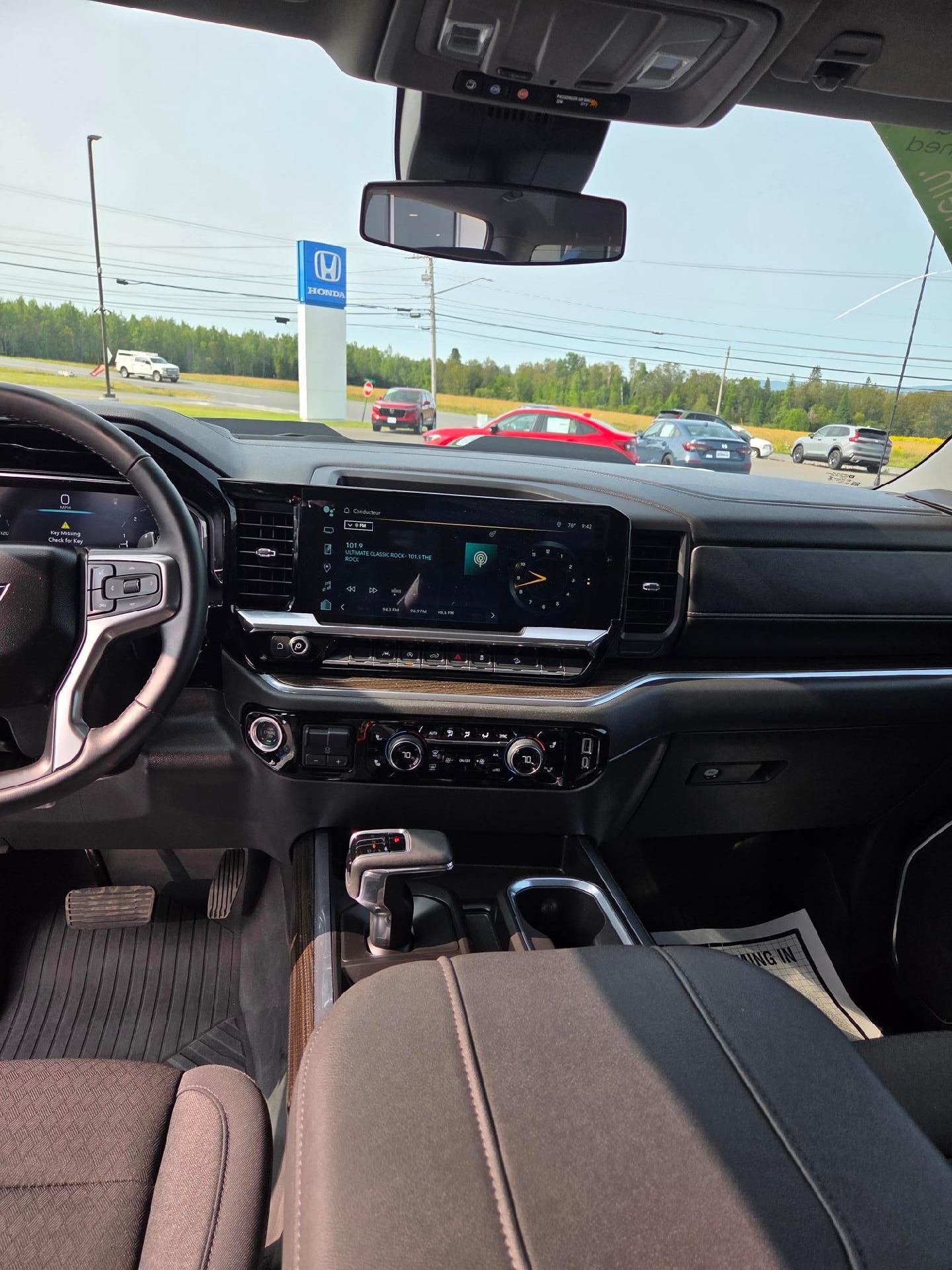 2024 Chevrolet Silverado 1500 Crew Cab Short Box 4-Wheel Drive LT Trail Boss