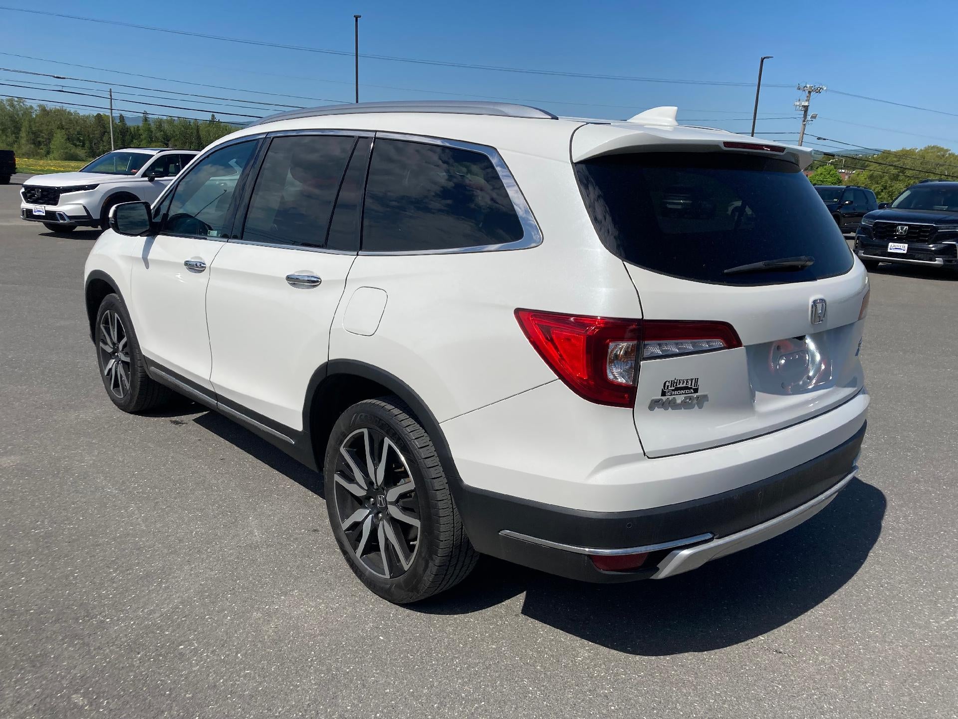 2021 Honda Pilot Touring 8-Passenger AWD