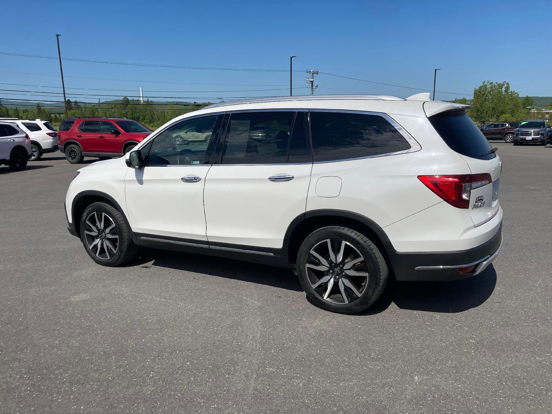 2021 Honda Pilot Touring 8-Passenger AWD