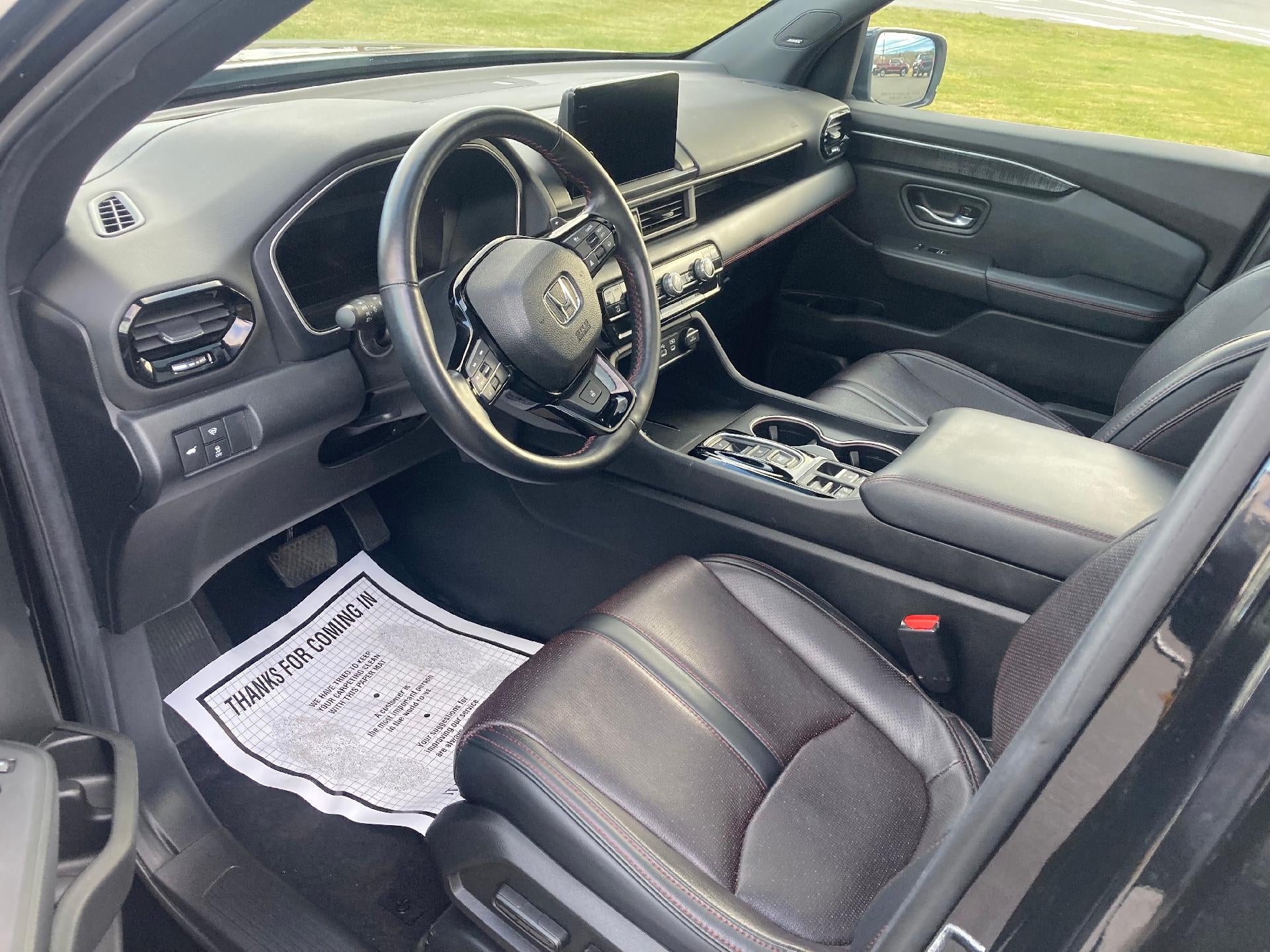 2025 Honda Pilot Black Edition AWD