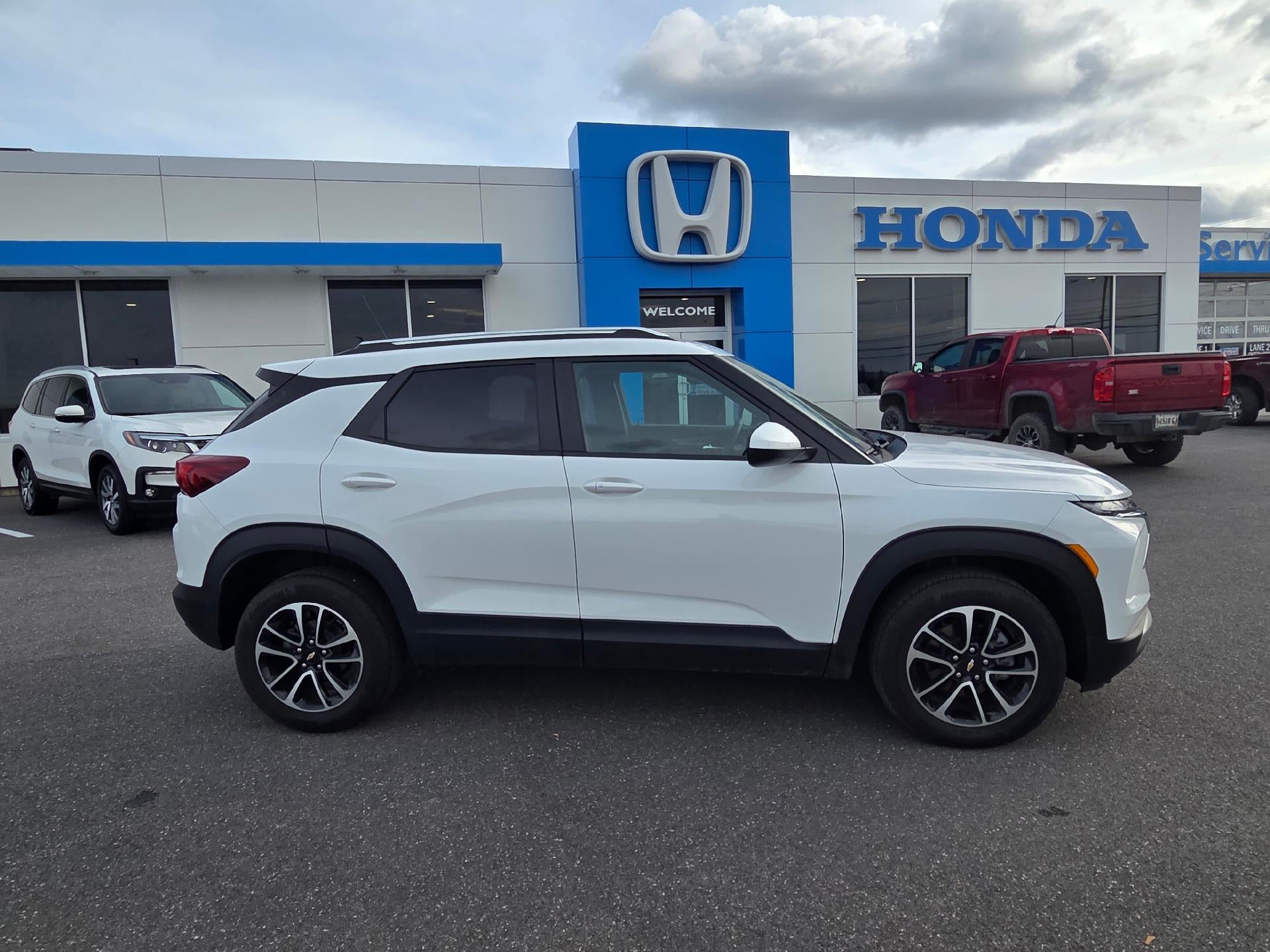 2025 Chevrolet Trailblazer AWD 4dr LT