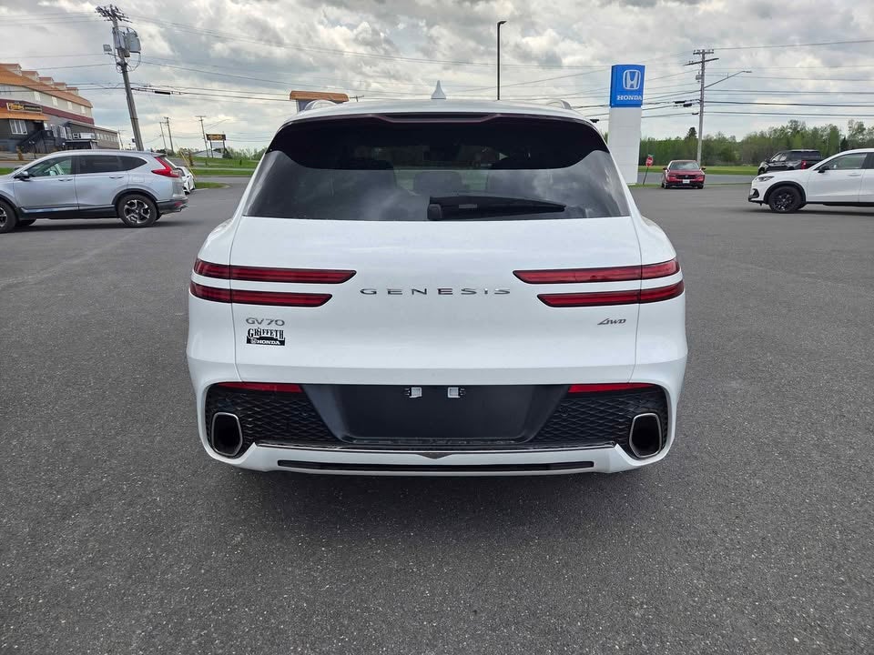 2025 Genesis GV70 2.5T AWD